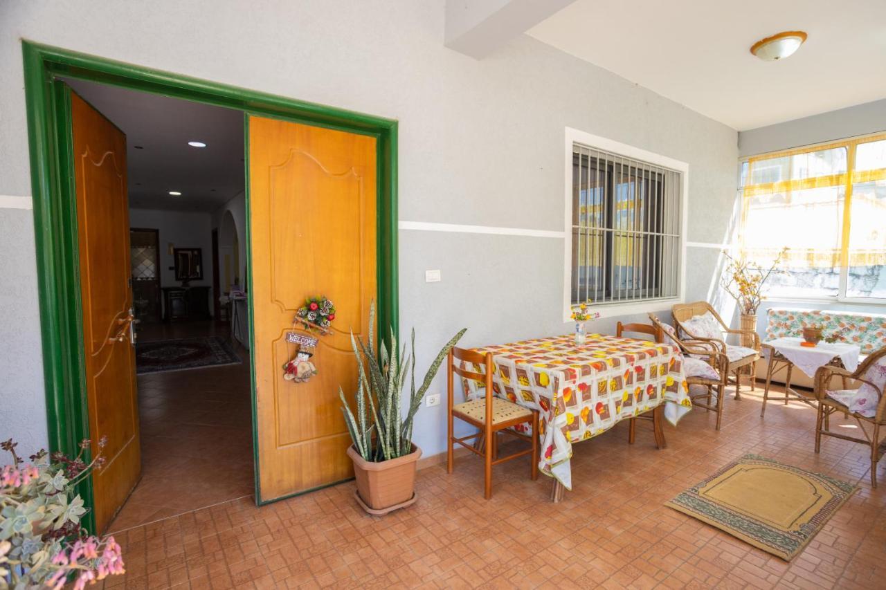 Vila Aulona Vlore Luaran gambar