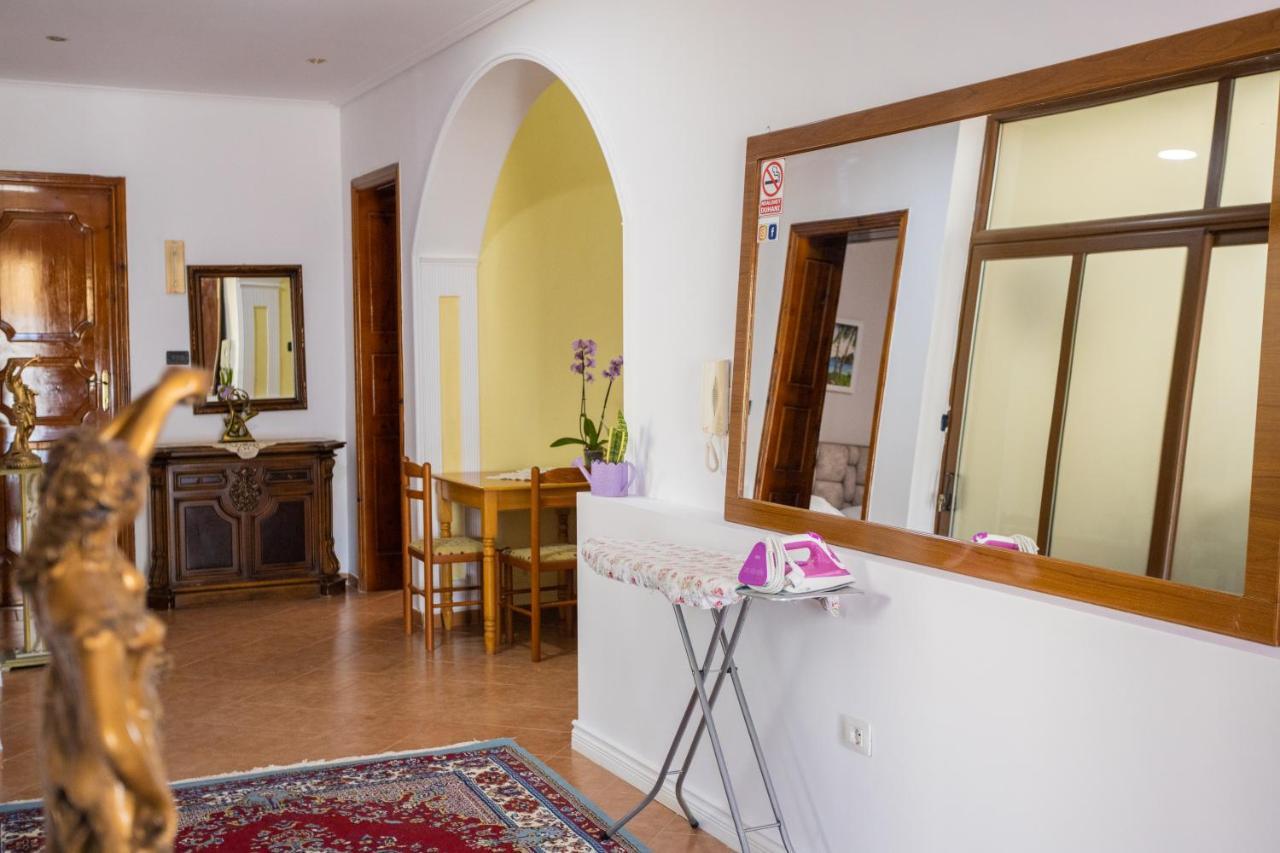 Vila Aulona Vlore Luaran gambar
