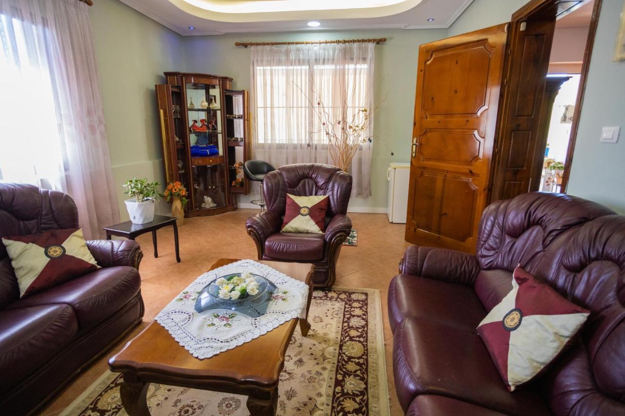 Vila Aulona Vlore Luaran gambar