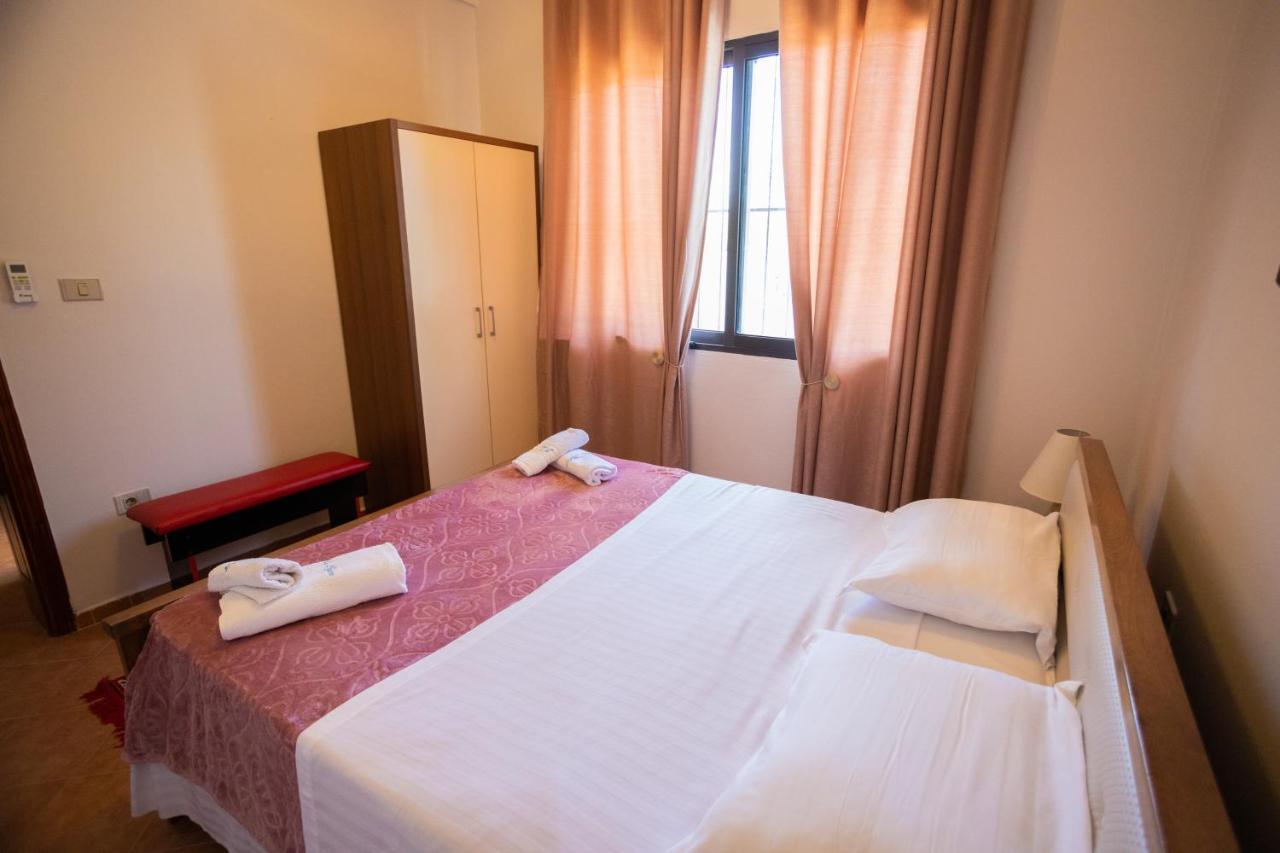 Vila Aulona Vlore Luaran gambar